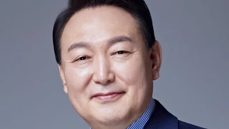 Is Yoon appeared before 2027?
