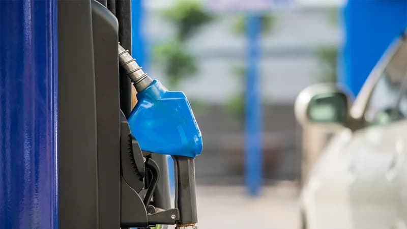 La tassa federale del gas sarà sospesa fino al 2 novembre 2026?