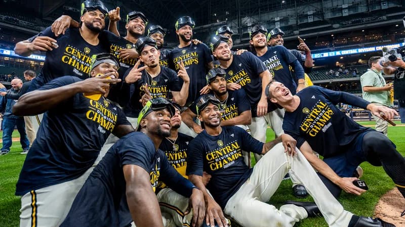 Will the Chicago Cubs win the 2026 NL Central championship?