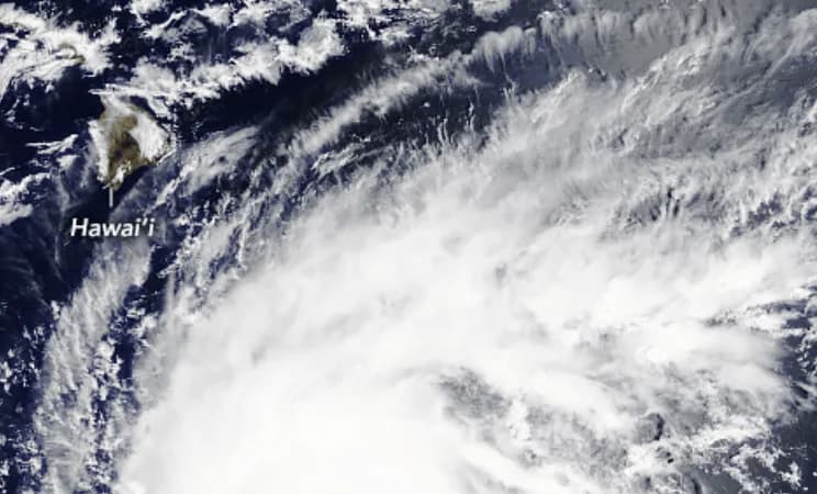 Will a hurricane arrive in Hawaii before 2027?