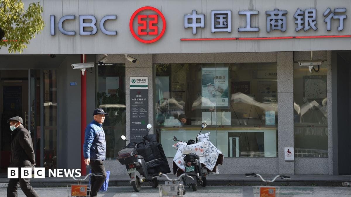 China to pump $54bn into state banks and insurers to boost economy