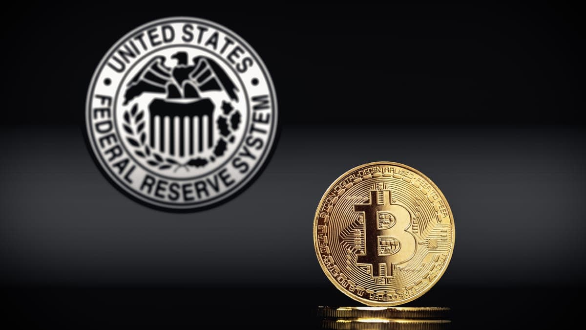 Fed Başkanı’ndan Enflasyon Mesajı: Bitcoin Geriledi, Faiz Artışı İhtimali Yüzde 42’ye Çıktı
