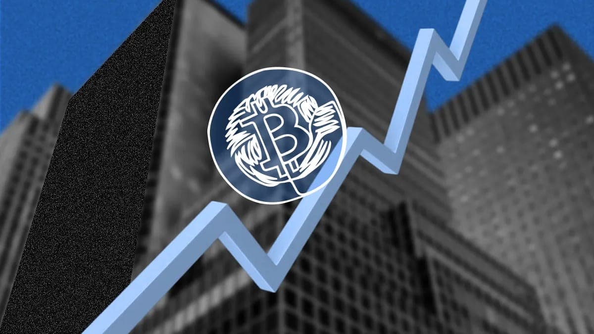 Биткоин подорожал за неделю на рекордные $14 000