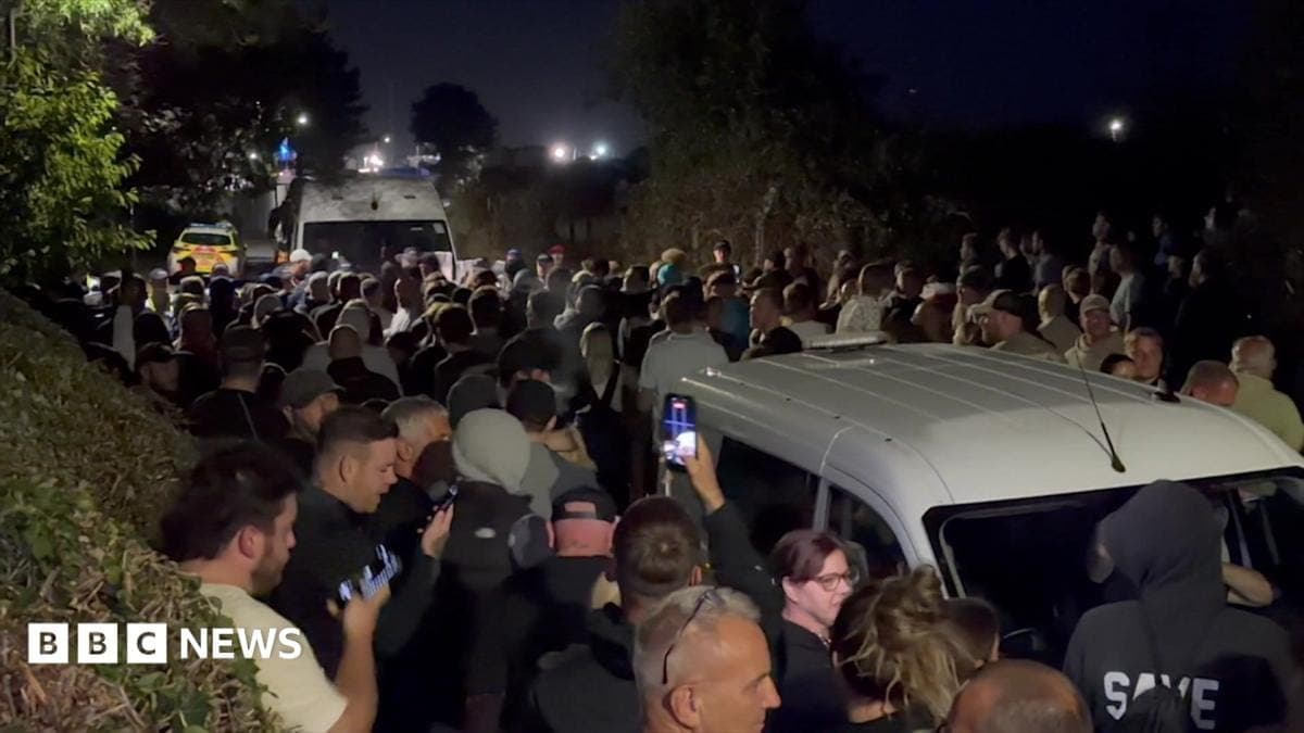 Watch: Anti-migrant boat protesters block roads in Portsmouth