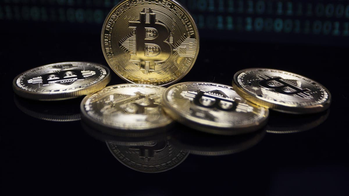 Donanım Cüzdanı Saldırılarında Çalınan Bitcoinler Taşınıyor: Kayıp 144 Milyon Dolara Çıktı