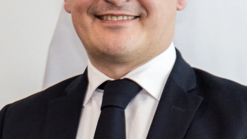 Gérald Darmanin — Next French Presidential Election: who will advance to the 2nd round?