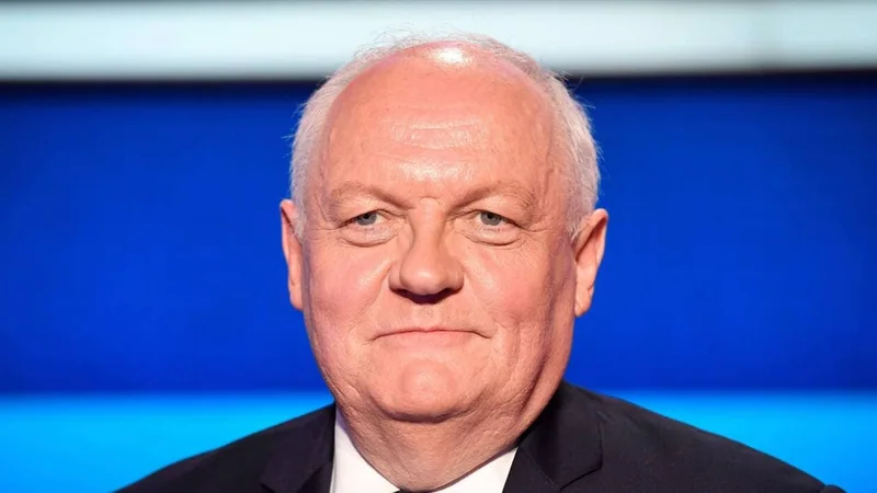 François Asselineau — Next French Presidential Election: who will advance to the 2nd round?