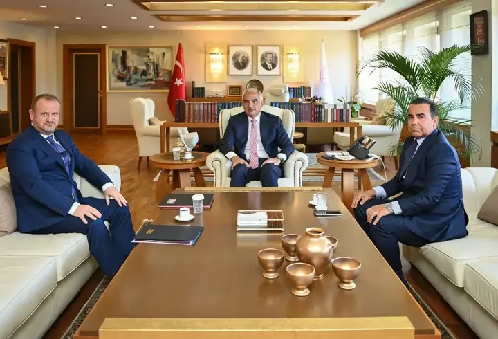 Yayıncılık gündemi bakanlıkta ele alındı
