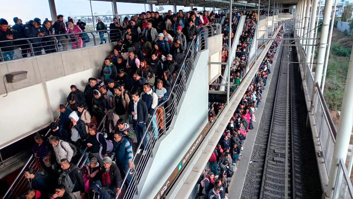 ¿Qué está pasando en el Metro y Metrobús hoy 16 de junio? Cerrada estación de L1 del MB