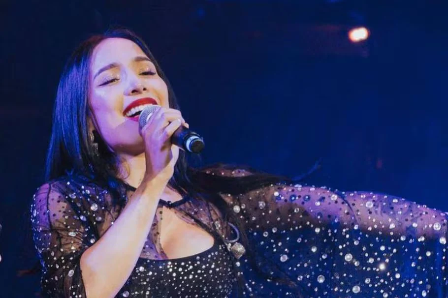 Le llueven críticas a Luisa Fernanda W tras aparecer cantando en redes sociales: “Borre eso”