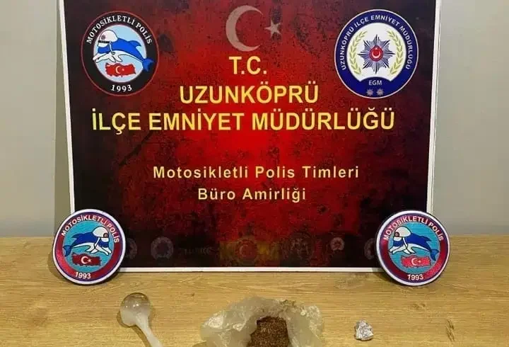 Edirne’de üzerinde uyuşturucuyla yakalanan şüpheliye gözaltı