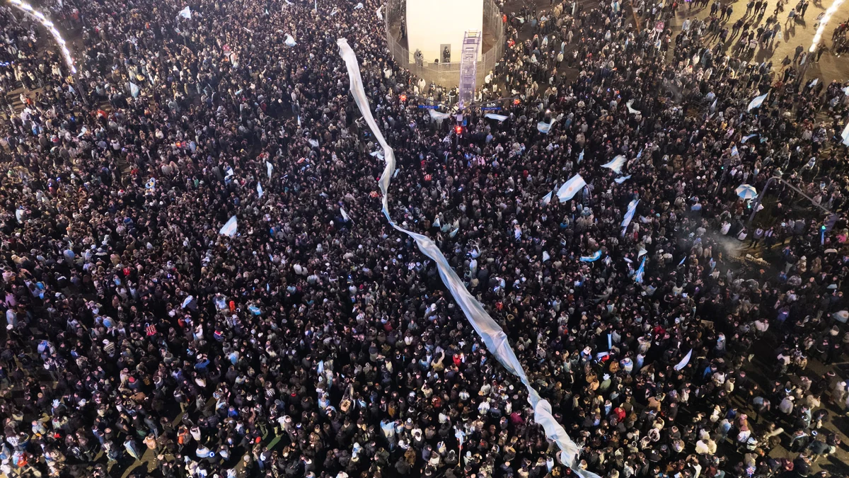 La celebración en el Obelisco por la clasificación a semifinales de Argentina: fotos y videos