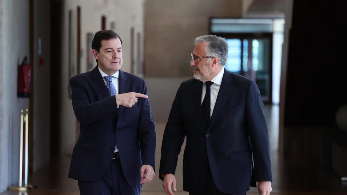 Mañueco dará a conocer este sábado al nuevo Gobierno de CyL formado por diez consejerías y dos vicepresidencias