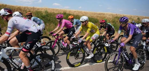 Tour de France 2026 - 11. Etappe: Tadej Pogačar staunt über Rekordtempo von 50,9 km/h