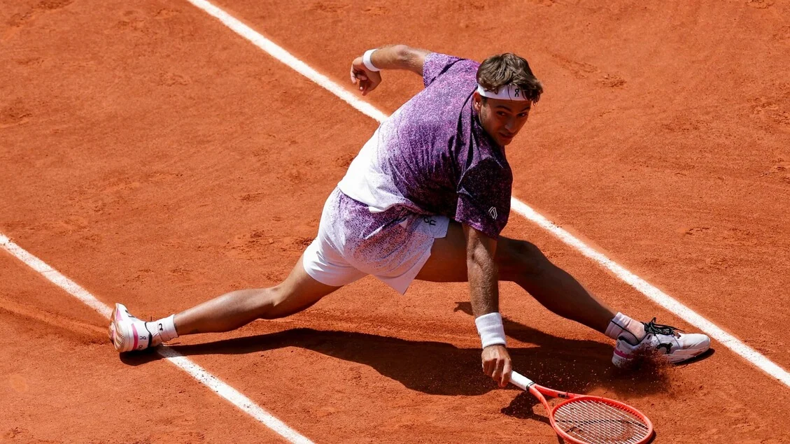 Roland Garros: quarti di finale Cobolli-Auger Aliassime 1-0 DIRETTA