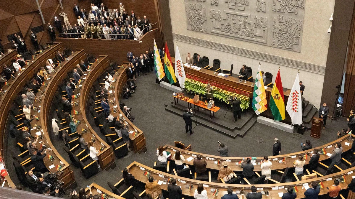 La Asamblea Legislativa de Bolivia aprobó la declaración de estado de excepción de Rodrigo Paz para liberar las rutas bloqueadas