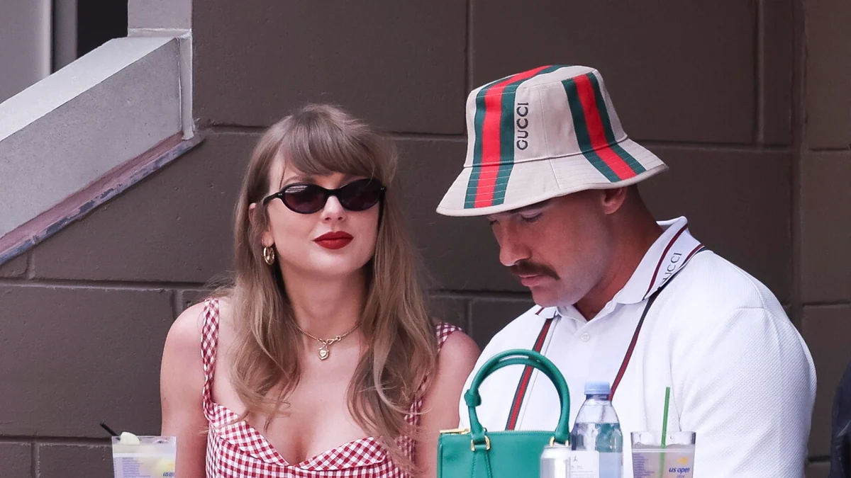 L'Empire State Building si veste di blu per Taylor Swift e Travis Kelce