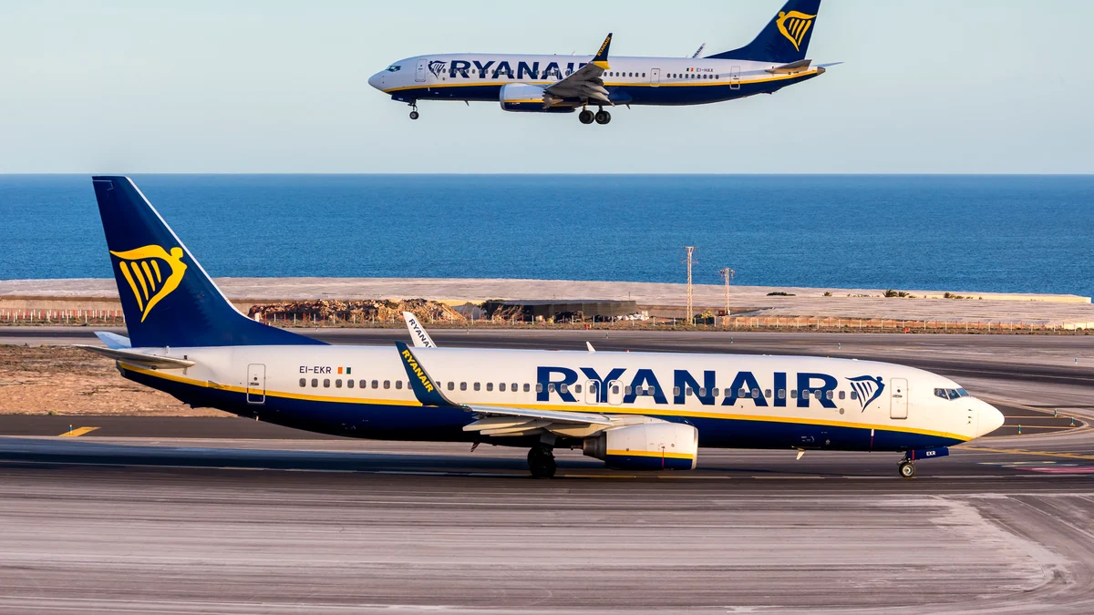 Ryanair hunde un 34% el beneficio tras reducir precios un 6%