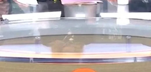 Savannah Guthrie: US-Moderatorin unterbricht Sendung für tränenreichen Hilferuf