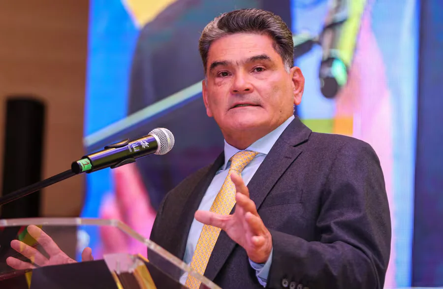 El comité de empalme pidió a la Procuraduría acompañar posibles sesiones con el equipo de Abelardo de la Espriella