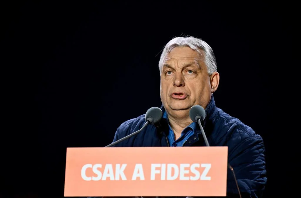 La Fiscalía húngara ordena el registro de las oficinas de Fidesz de Viktor Orban y confiscan bases de datos, según el partido