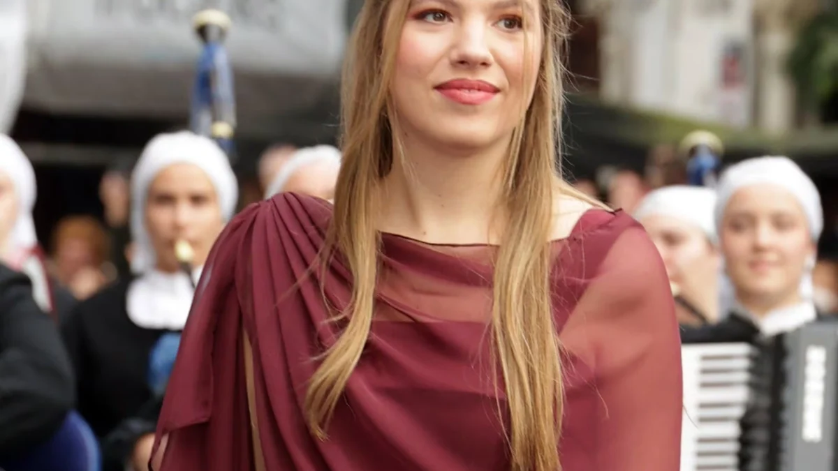 La infanta Sofía retrasa sus vacaciones para asumir un nuevo reto institucional en solitario