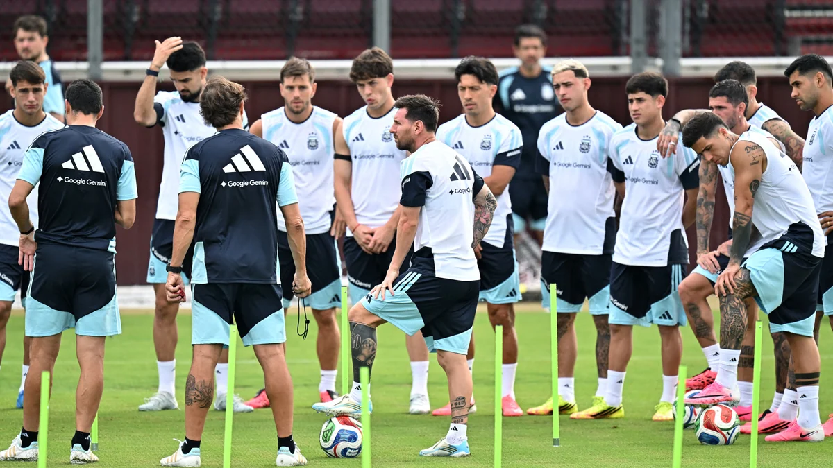 La buena noticia que recibió Scaloni en la práctica de la selección argentina a pocos días del inicio del Mundial