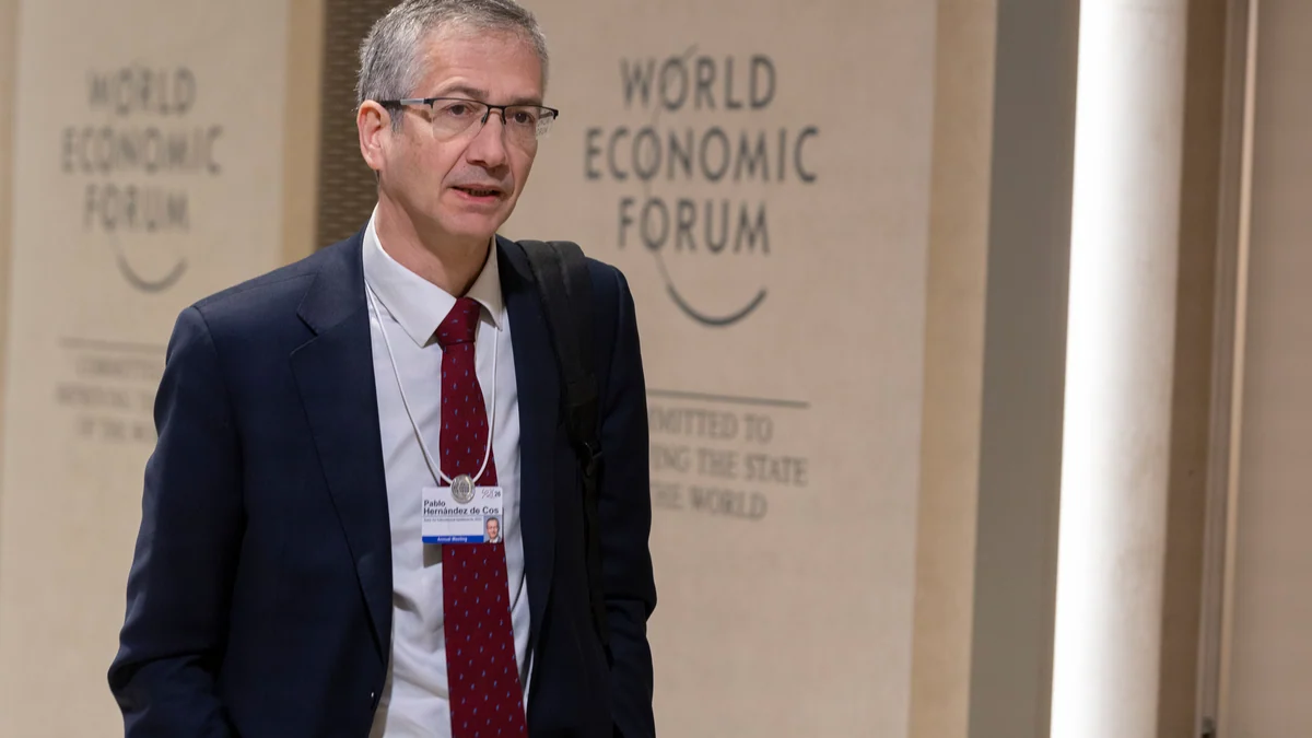 El Gobierno respalda a De Cos como el candidato español a presidir el BCE