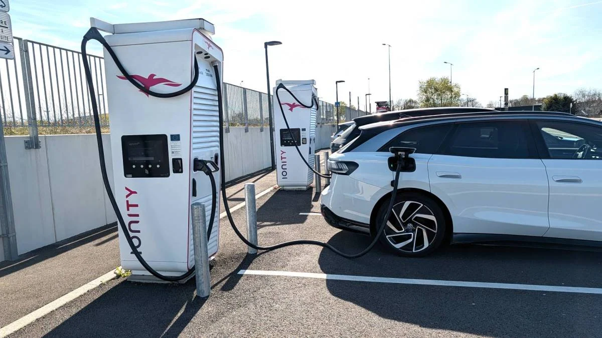 Ionity vous offre des kWh de recharge gratuits si vous vous comportez bien à la borne