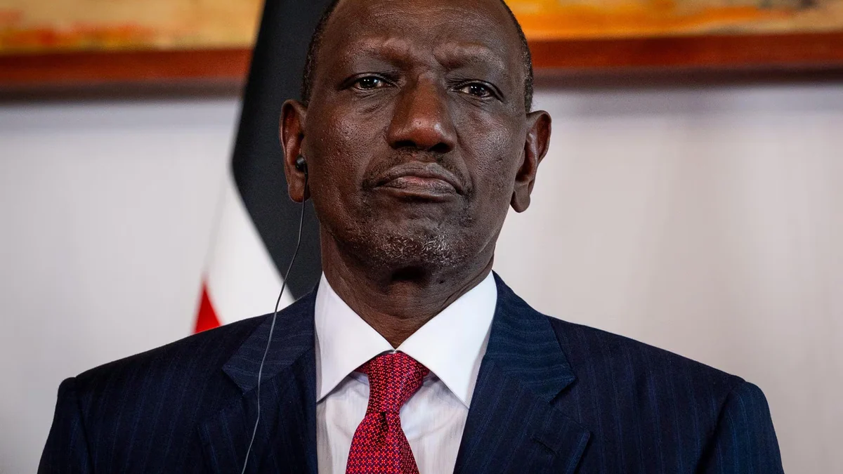 Ruto defiende el centro de cuarentena de ébola como parte de la colaboración de Kenia ante retos de salud pública