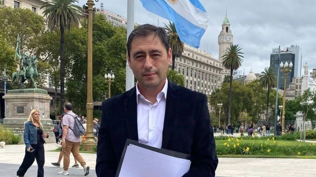 Río Negro: suspendieron a un intendente libertario mientras la Justicia lo investiga por presunta administración fraudulenta