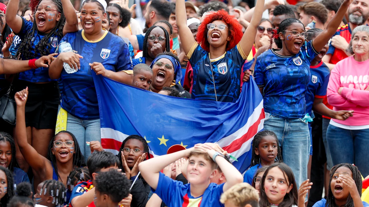 El pueblo gallego con un 10% de población de Cabo Verde donde el empate sabe a victoria: "Celebramos cada parada como si fuese un gol"