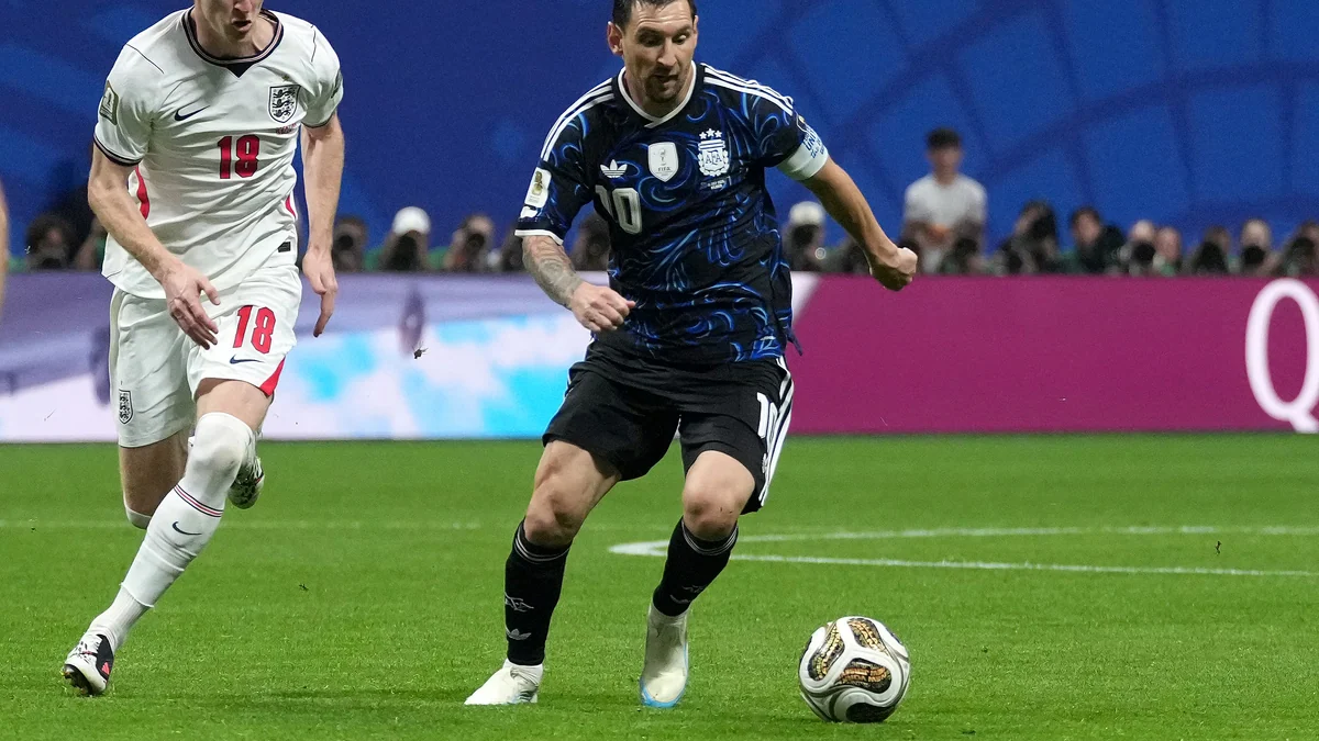 Leo Messi y su iglesia del fútbol, ante una misión para la historia en la final contra España