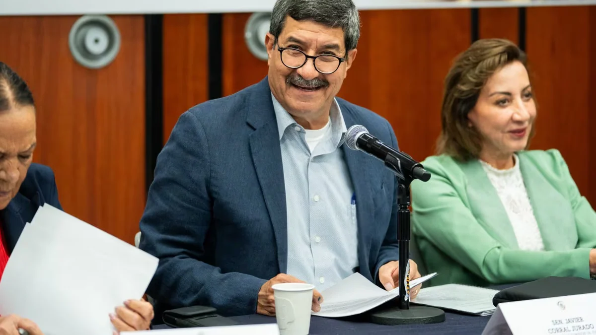 El morenista Javier Corral defiende a Ernesto Ruffo tras detención: “Es una persona honesta”