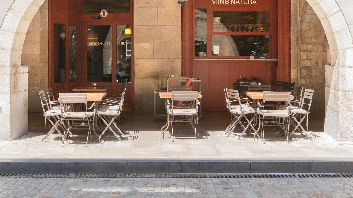 Vii y Bar Normal, los dos sitios para tapear de los hermanos Roca