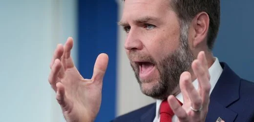 JD Vance und Donald Trump: Wie der Vizepräsident seinen Chef beerben will