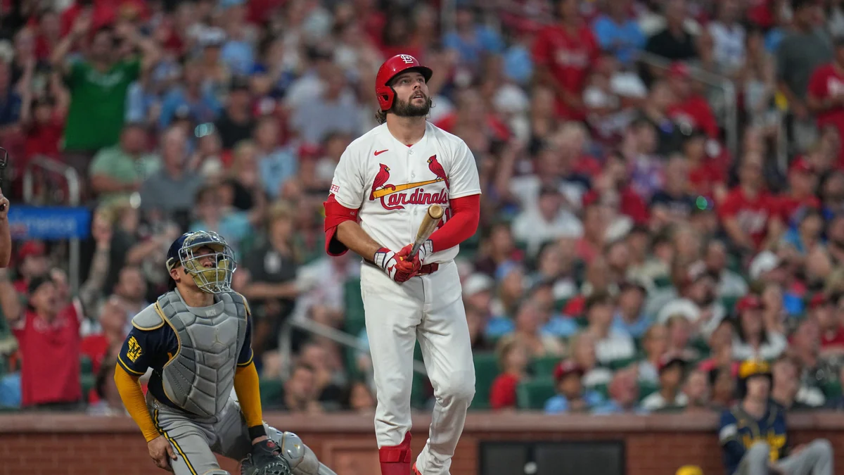 Los Cardenales frenan su pesadilla ante Milwaukee con un triunfo 5-1 - Clone