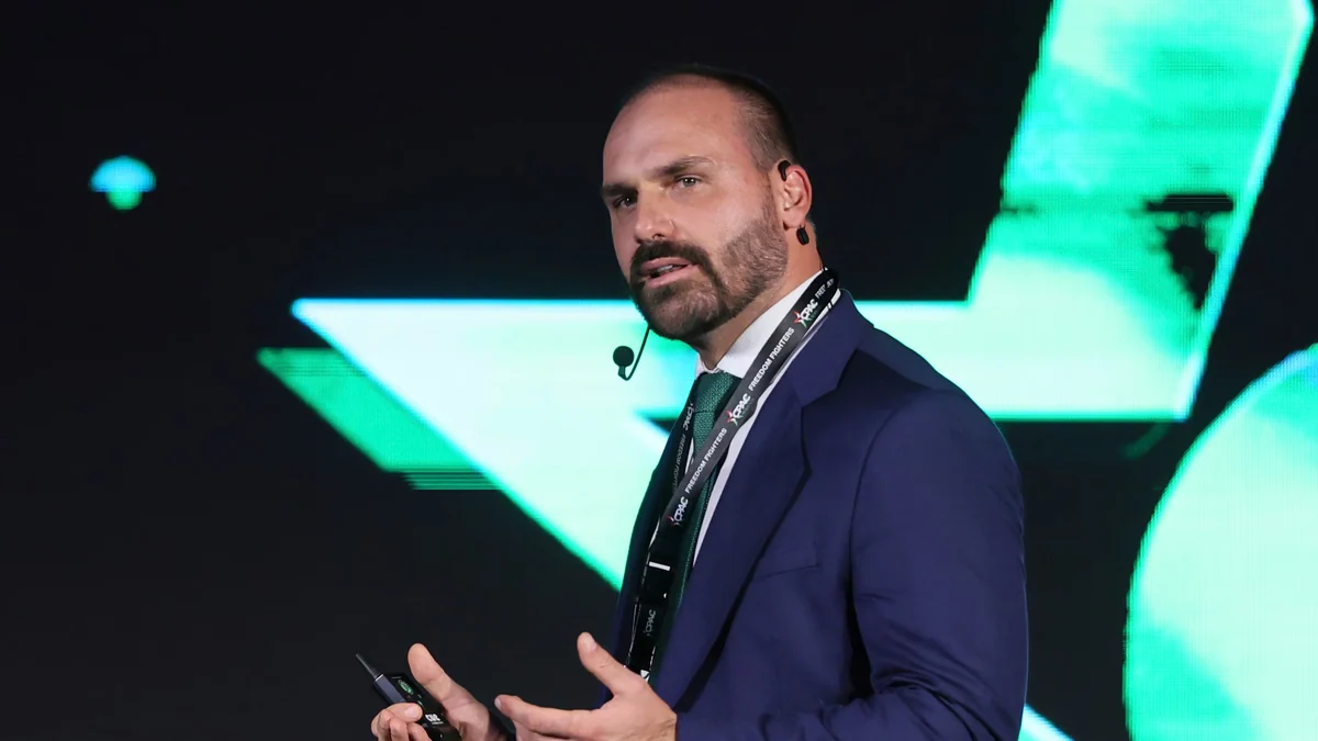 El Supremo de Brasil condena a Eduardo Bolsonaro por buscar ayuda de Trump para boicotear el juicio a su padre