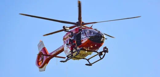 Winterberg-Elkeringhausen: Wanderer stürzt 15 Meter tiefen Abhang hinab