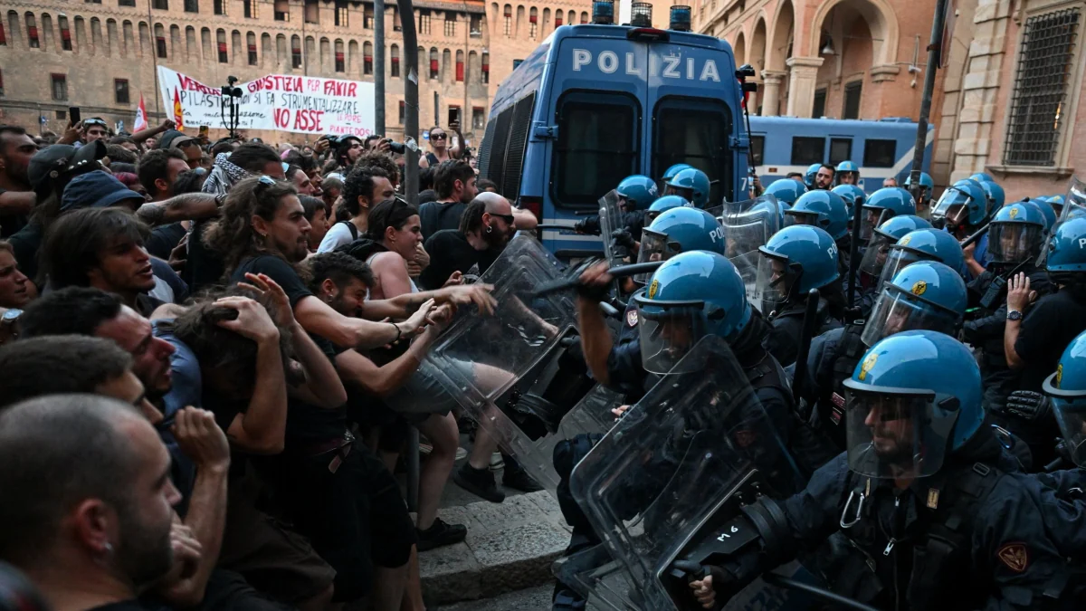 Bologna: Proteste in Italien nach Tod von Einwanderer bei Polizeieinsatz