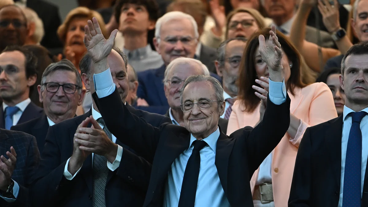 Florentino y Riquelme, el debate imposible en el Real Madrid: ¿A quién conviene un cara a cara?