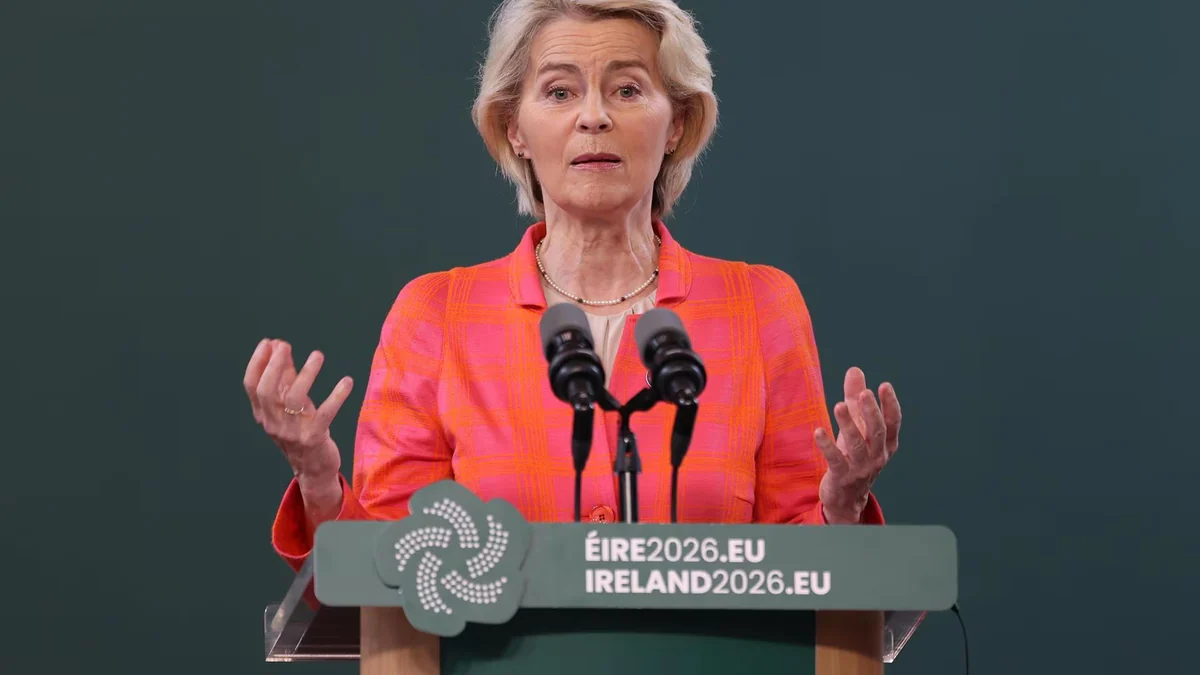 Von der Leyen avisa a Pekín de que la UE está "preparada para todo" si el diálogo comercial fracasa