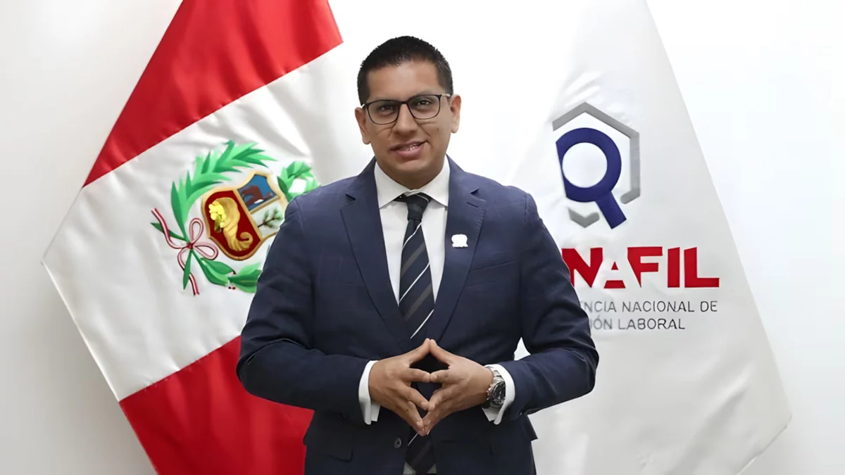 Nuevo ministro de Trabajo en Perú: Freddy Solano juramenta en reemplazo de Óscar Fernández