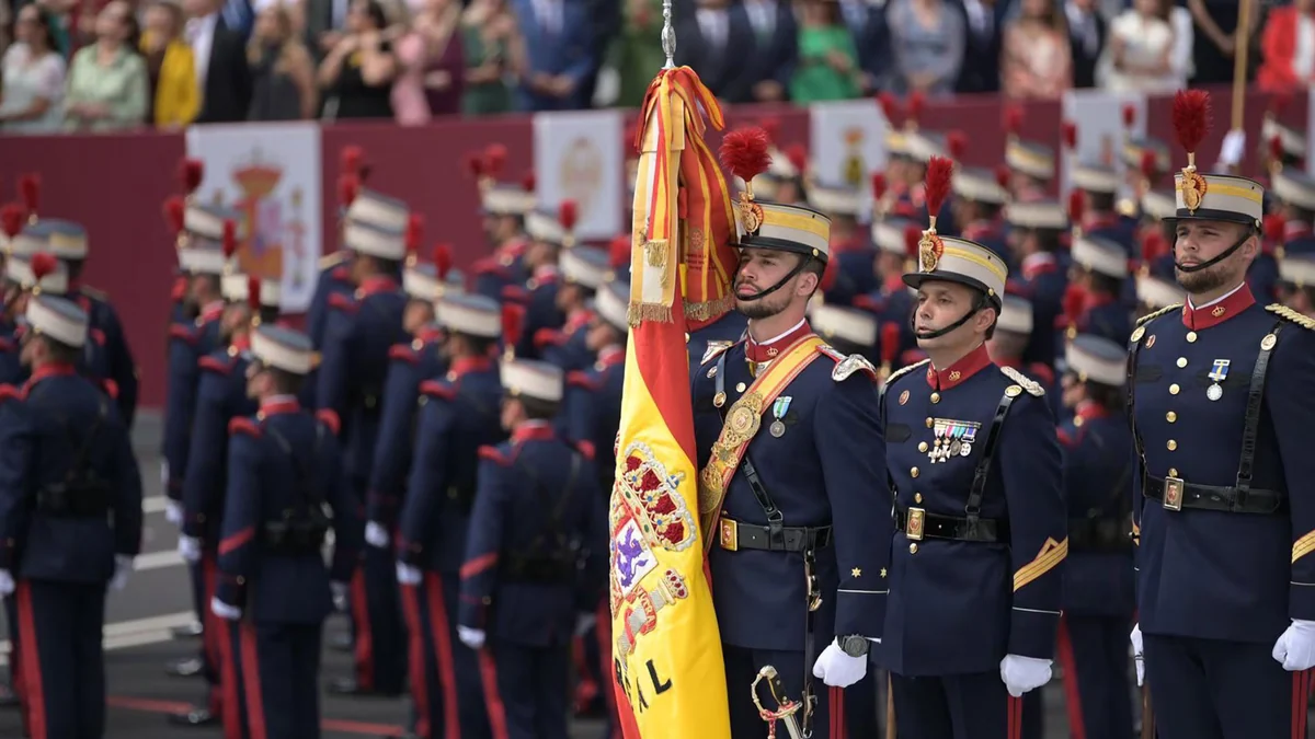 El Día de las Fuerzas Armadas en el que debuta la princesa Leonor: un desfile con 4.000 militares y 50 aeronaves frente a un descontento “creciente”