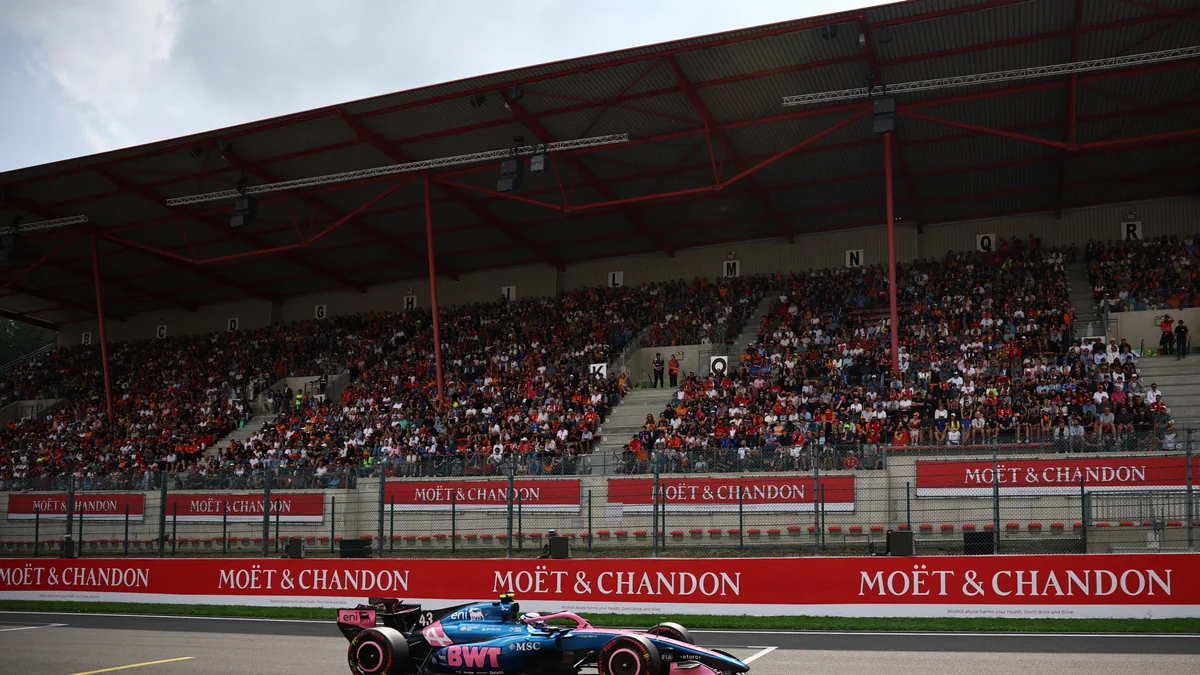 Franco Colapinto tuvo una gran largada y está 8° en el Gran Premio de Bélgica de la Fórmula 1: la carrera tiene safety car