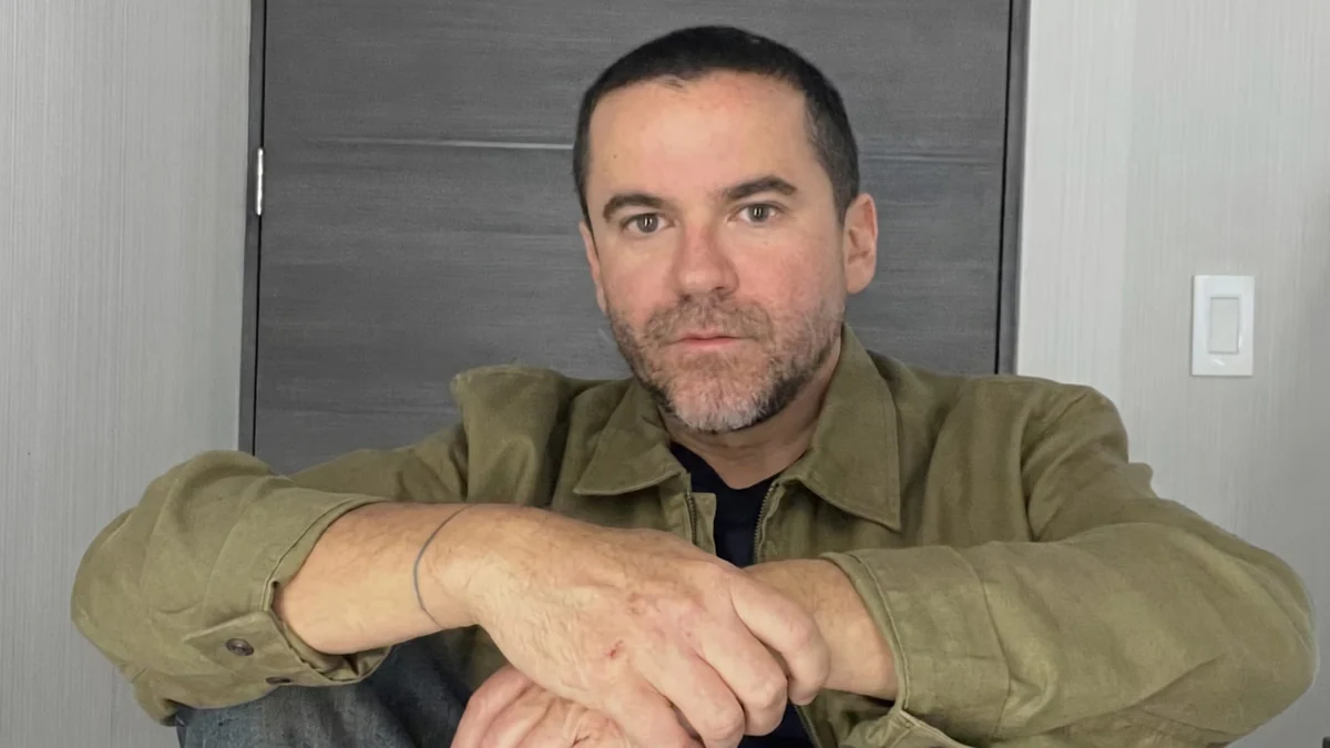 Mauricio Mancera sorprende al hacerse una prueba de embarazo, revela cuál es la razón médica