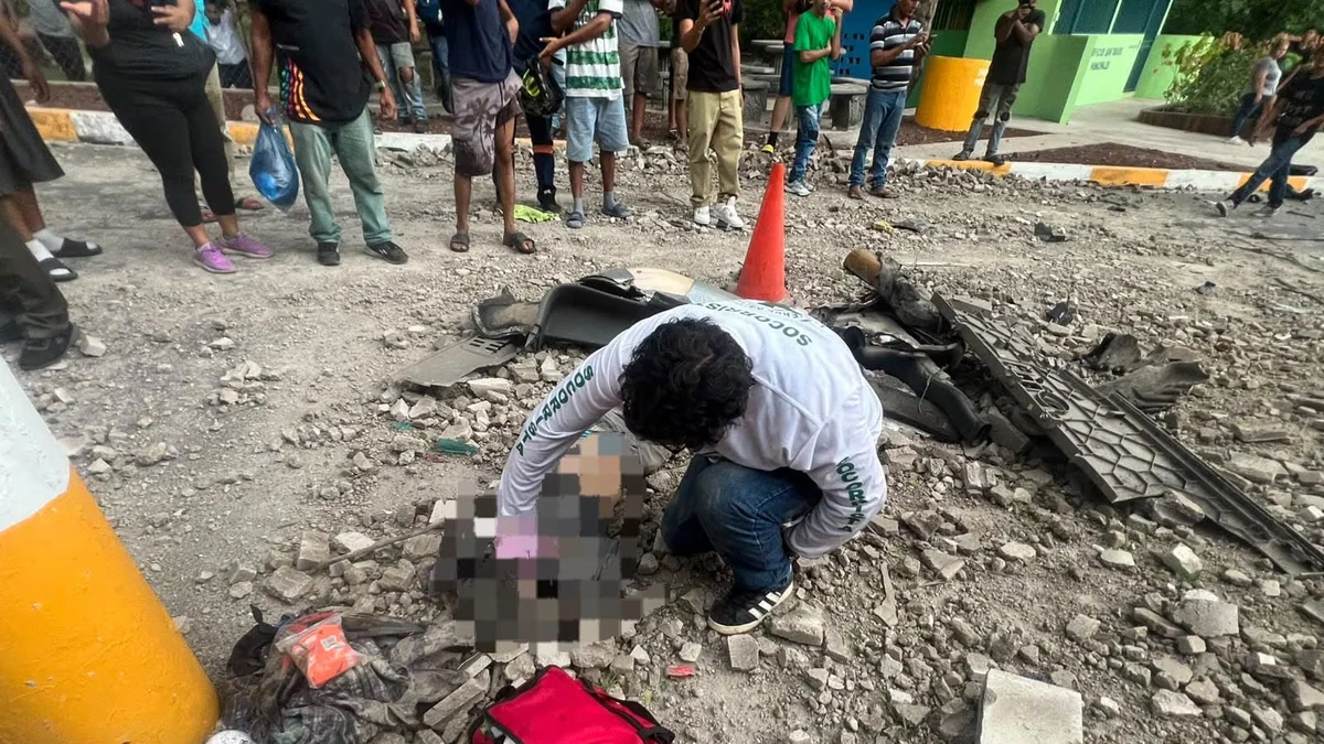 El Salvador: Vehículo pesado atropella a varias personas y causa la muerte de al menos cuatro en autopista a Comalapa