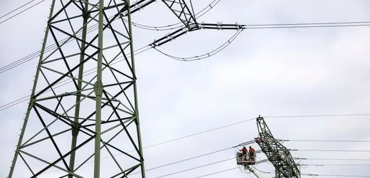 Stromnetzbetreiber kassieren ab – obwohl der Netzausbau hakt