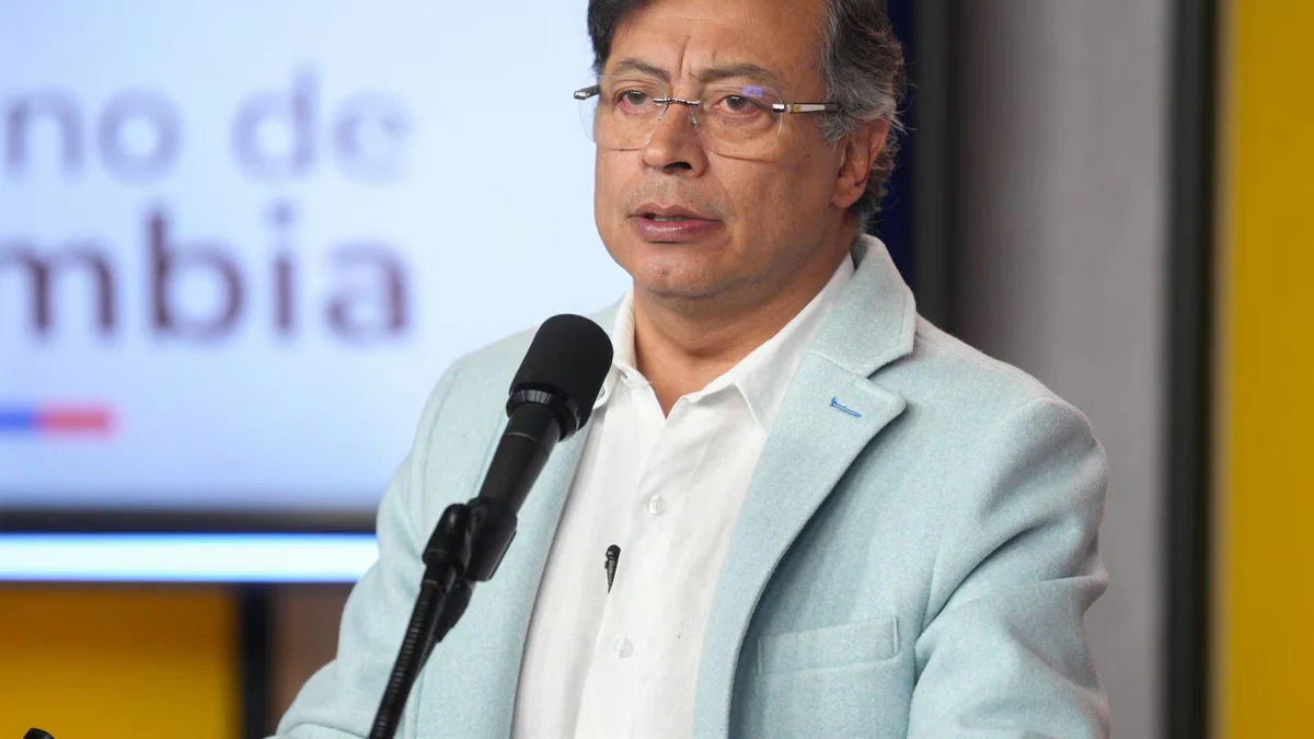 Petro reitera que hubo fraude electoral en las presidenciales de Colombia y reivindica como ganador a Cepeda