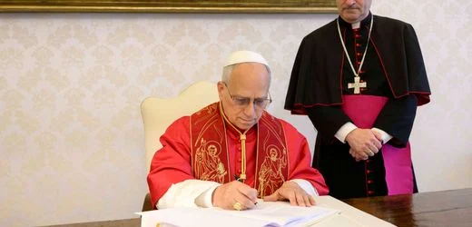 »Magnifica Humanitas« von Papst Leo XIV.: Buch über KI sollte zur Pflichtlektüre werden – Kolumne